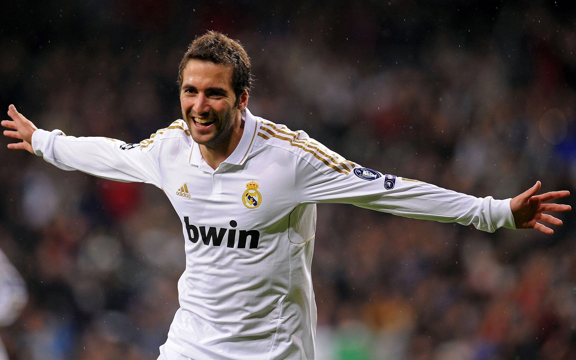 _草地之王：在温布尔登赢得冠军的秘密_，草地之王是谁